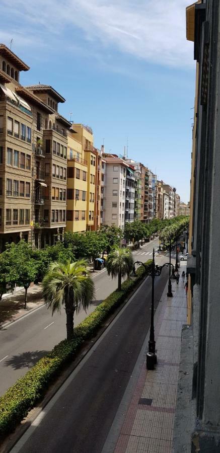 Apartamento La Parada Zaragoza Exterior foto